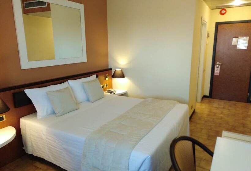 בית מלון כפרי Rhi Porta Bologna