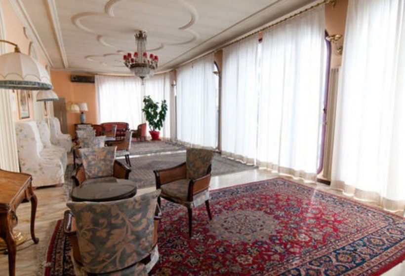 Grand Hotel De Londres