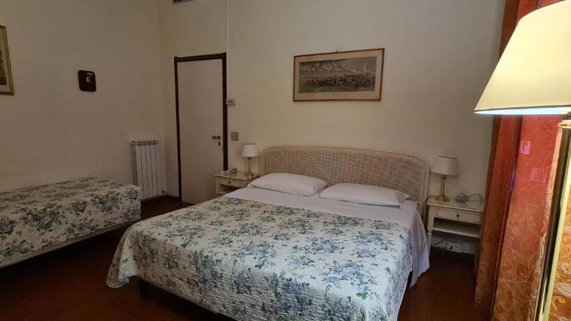 Grand Hotel De Londres