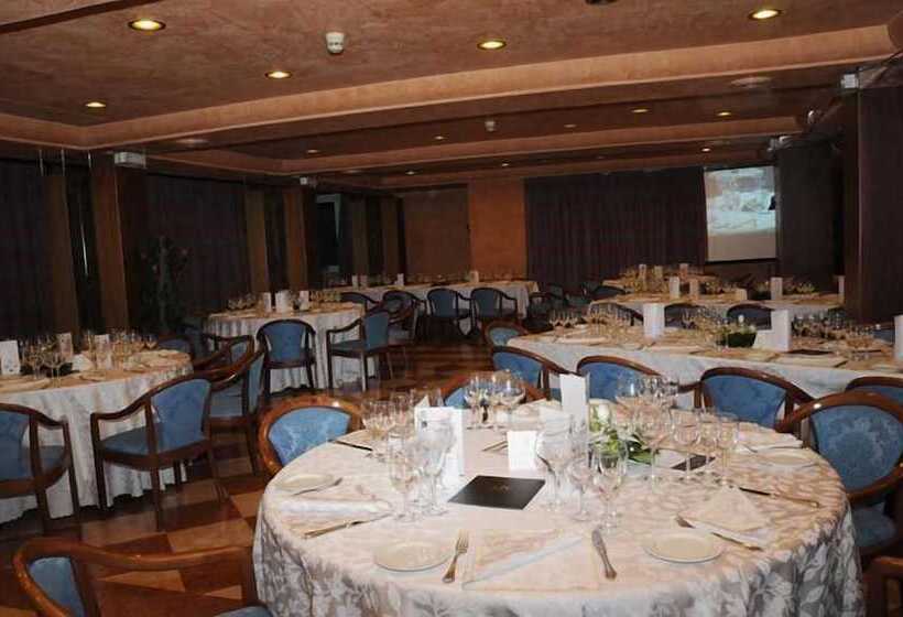 هتل Grande Albergo Potenza