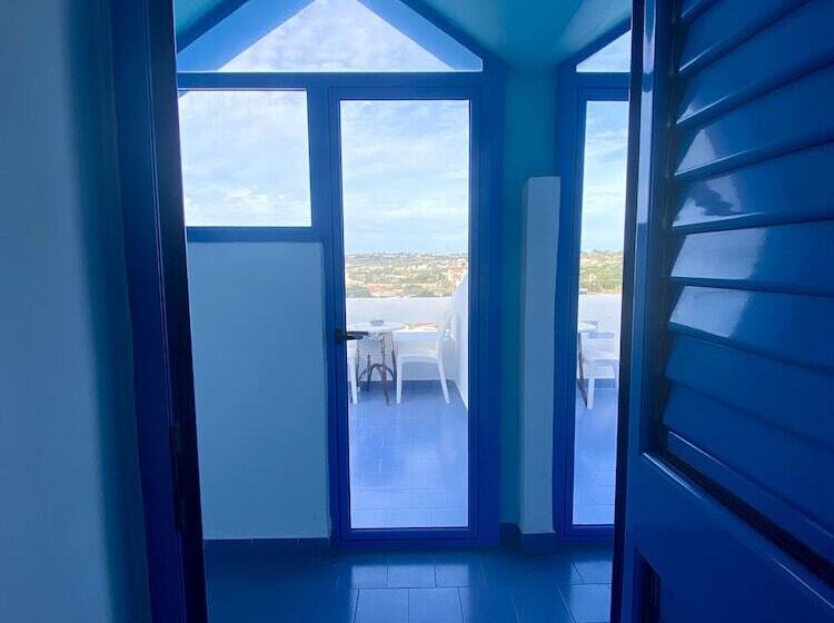 هتل Guitgia Tommasino