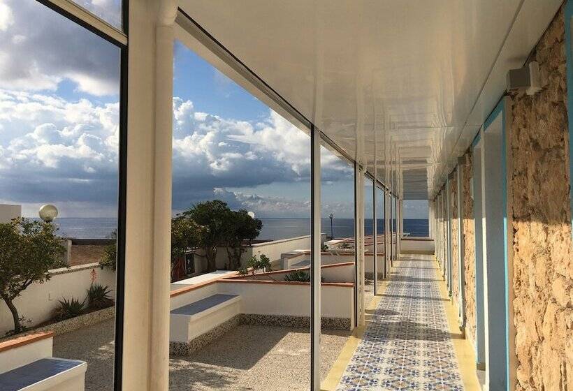 هتل Guitgia Tommasino