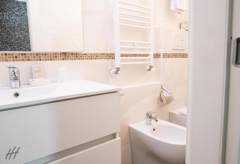 Hotel Holiday  Alla Finestrella