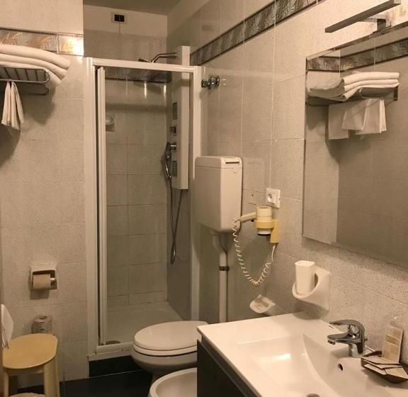 Hotel Holiday  Alla Finestrella