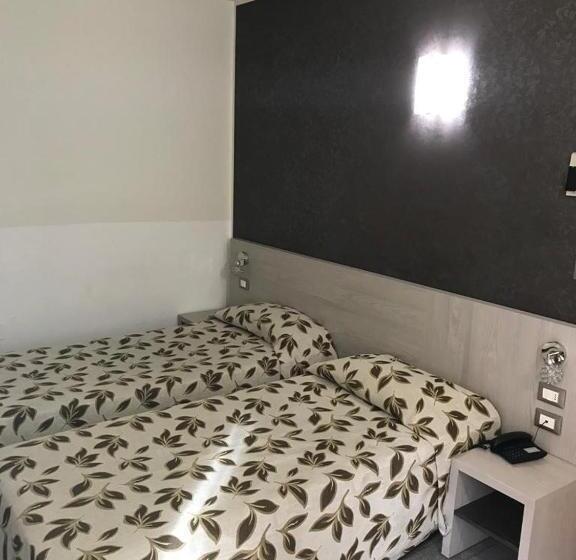 Hotel Holiday  Alla Finestrella