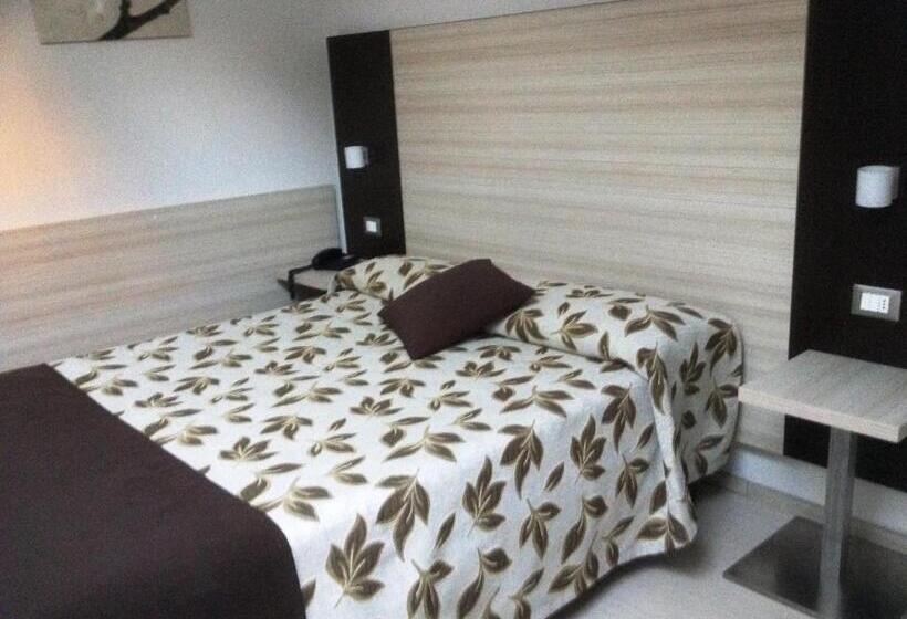 Hotel Holiday  Alla Finestrella