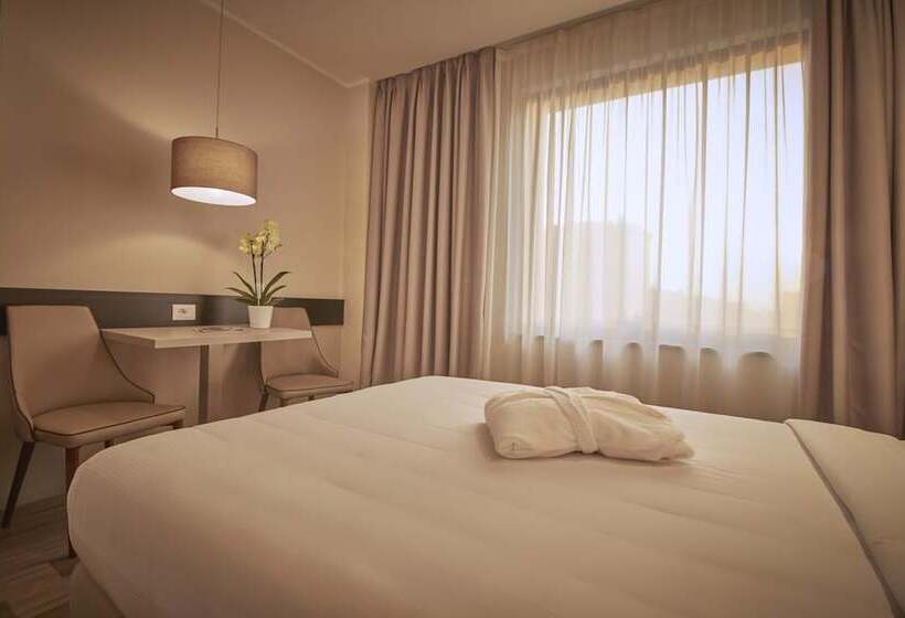 Ih Hotels Milano Lorenteggio