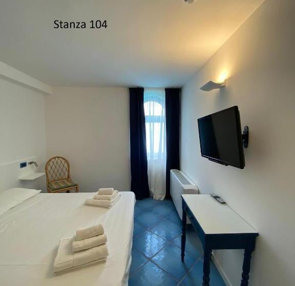 בית מלון כפרי Il Gabbiano Palinuro