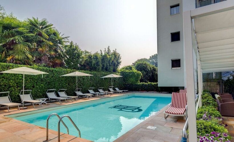 Jet Hotel, Sure Hotel Collection By Best Western