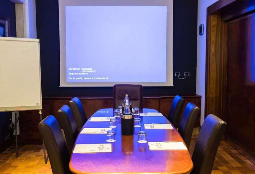 Jet Hotel, Sure Hotel Collection By Best Western