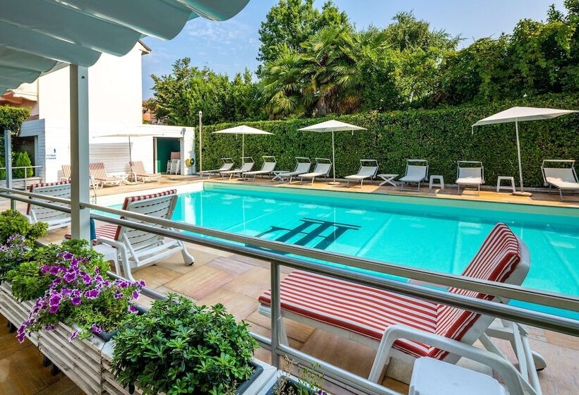 Jet Hotel, Sure Hotel Collection By Best Western