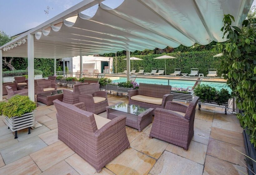 Jet Hotel, Sure Hotel Collection By Best Western