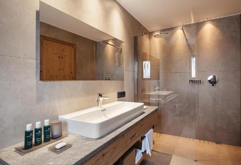 酒店 Kolfuschgerhof Mountain Resort