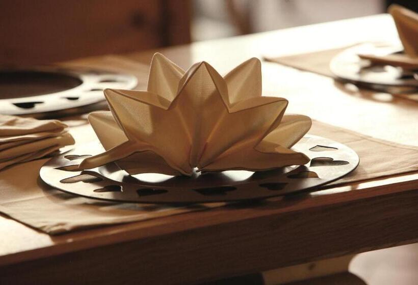 酒店 Kolfuschgerhof Mountain Resort