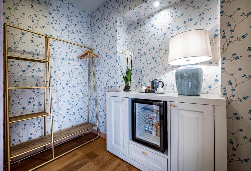 هتل La Scaletta Al Ponte Vecchio