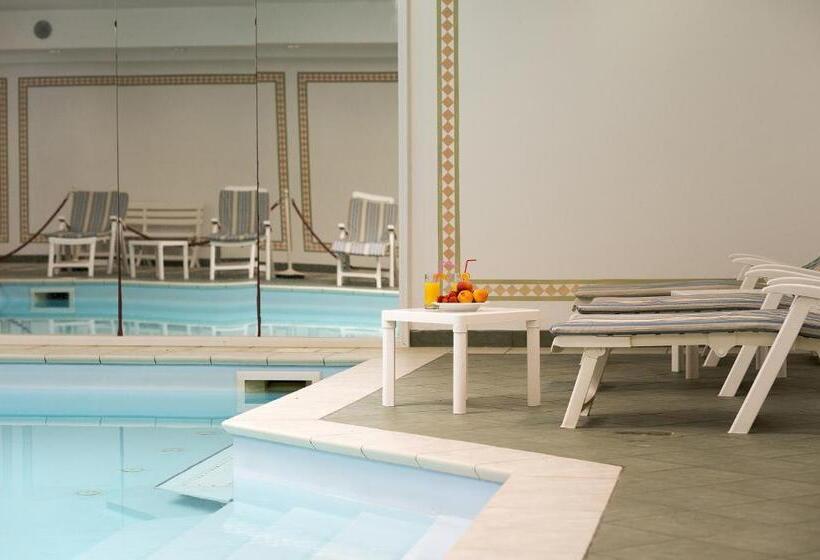 Отель Lido La Perla Nera