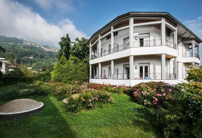 Отель Lido La Perla Nera