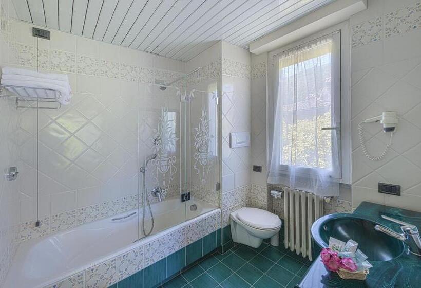 Отель Lido La Perla Nera