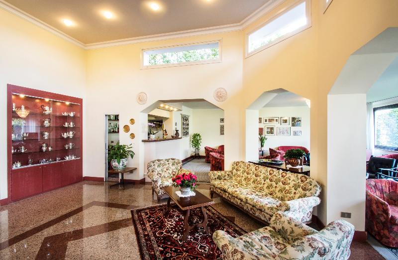 Отель Lido La Perla Nera