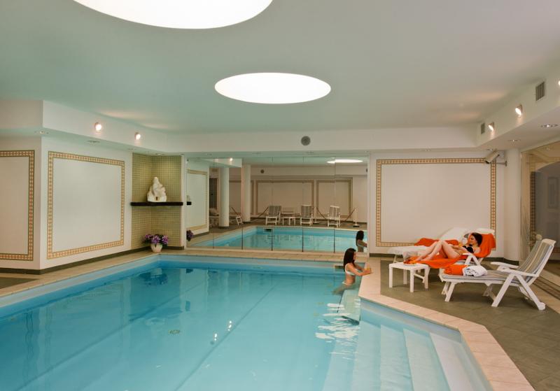 Отель Lido La Perla Nera