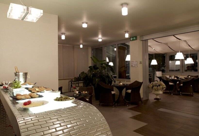 호텔 Montini Linate Airport