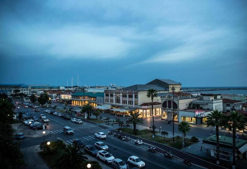 酒店 Plaza E De Russie Relais & Chateaux