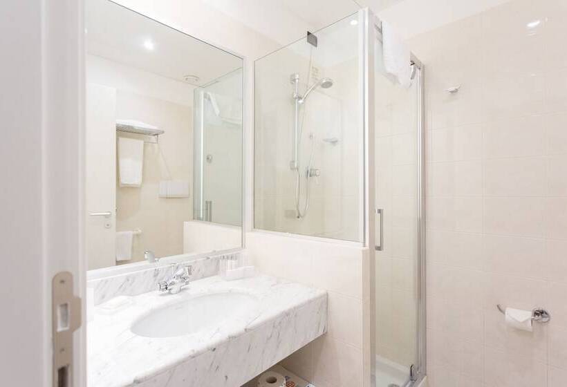 Raffaello Hotel & Mooka Restaurant