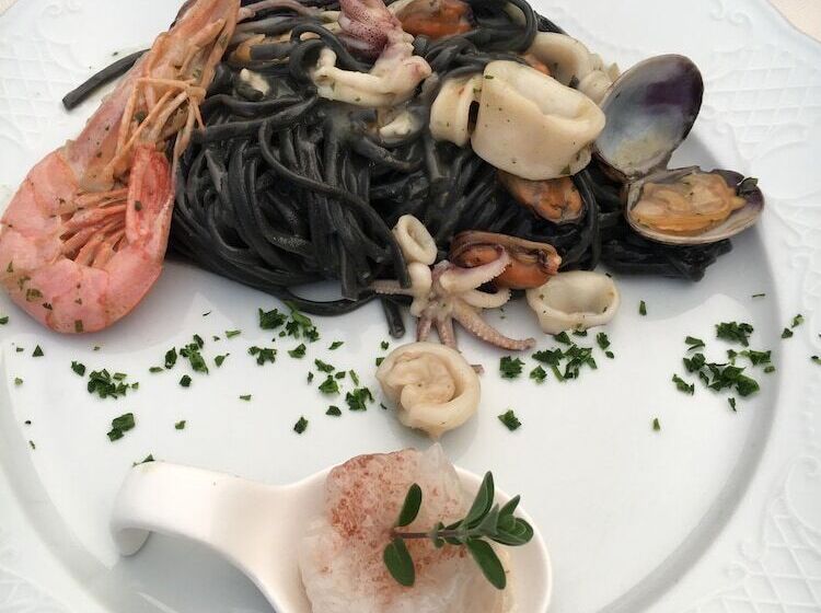 酒店 Saccardi & Spa Adults Only