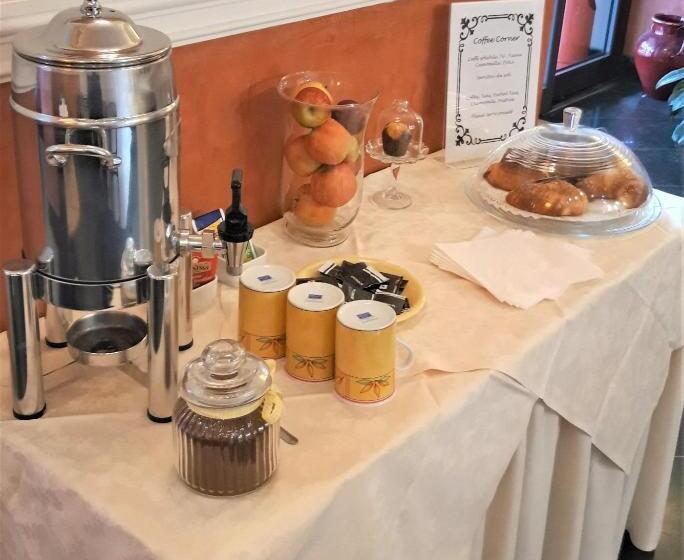 ホテル San Felice