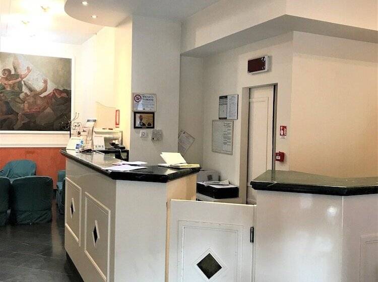 ホテル San Felice