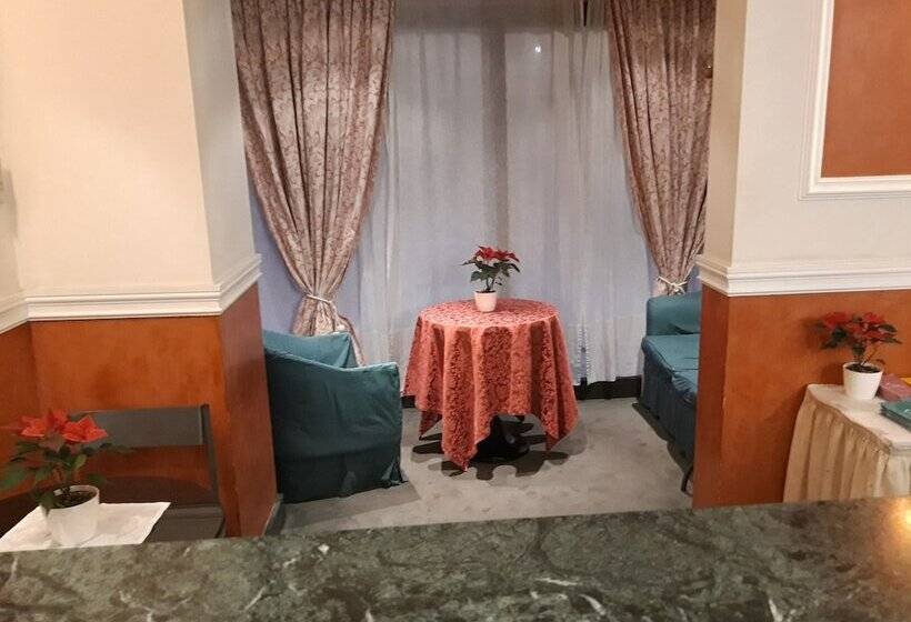 ホテル San Felice