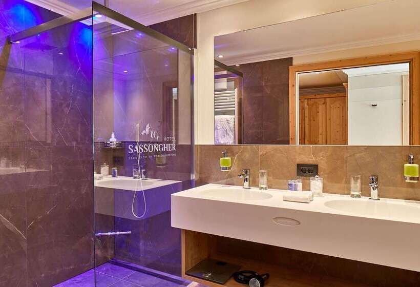ホテル Sassongher