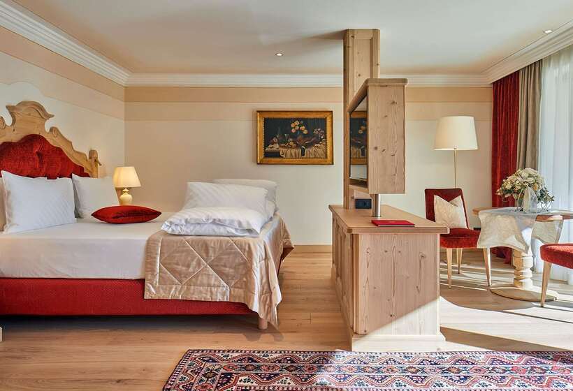 ホテル Sassongher