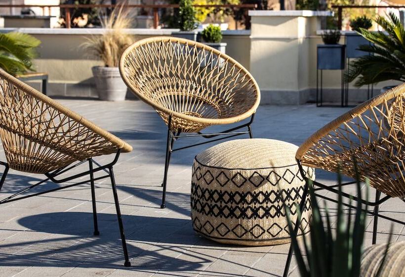 בית מלון כפרי The Cross