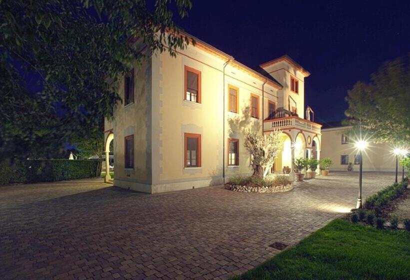 فندق Villa Dei Tigli 920 Liberty Resort