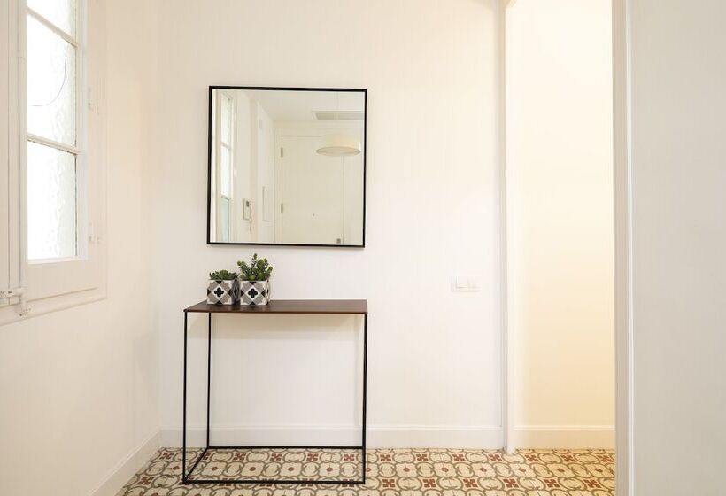 Aspasios Sagrada Familia Apartments