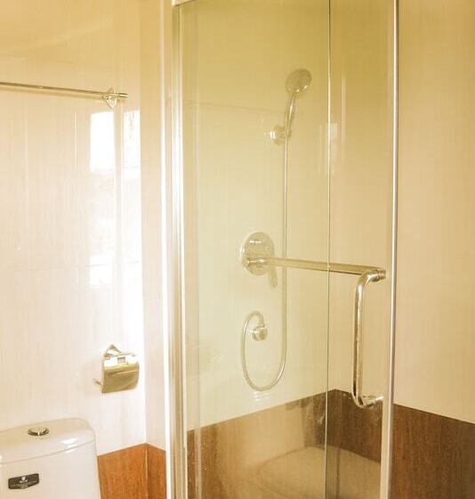 Hotel Guraidhoo Palm Inn