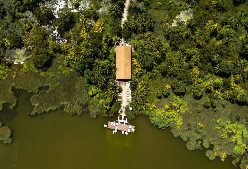 هتل Isle Royal Inn