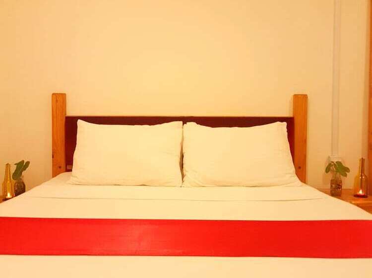 پانسیون Zeestar Inn