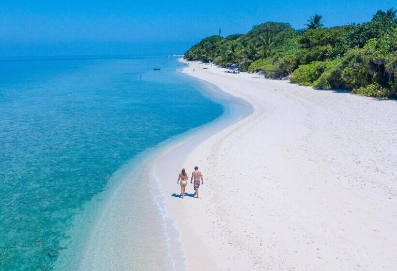 Ukulhas Villa Oceanview Hotel & Spa