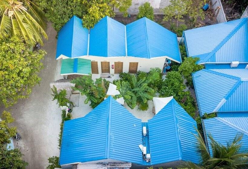 Ukulhas Villa Oceanview Hotel & Spa