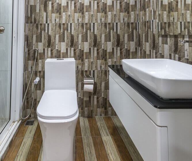 Ukulhas Villa Oceanview Hotel & Spa