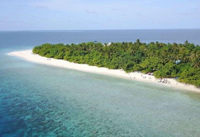 Ukulhas Villa Oceanview Hotel & Spa