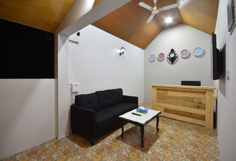 Ukulhas Villa Oceanview Hotel & Spa