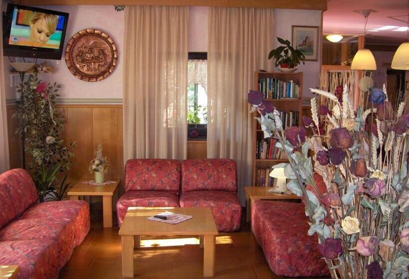 בית מלון כפרי Allo Zodiaco