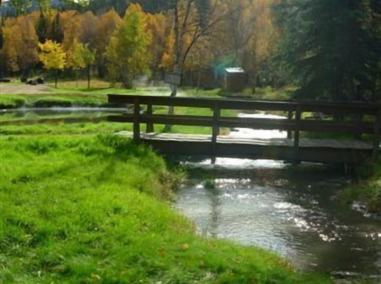 فندق Chena Hot Springs Resort