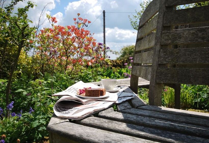 Отель Dannah Farm Country House