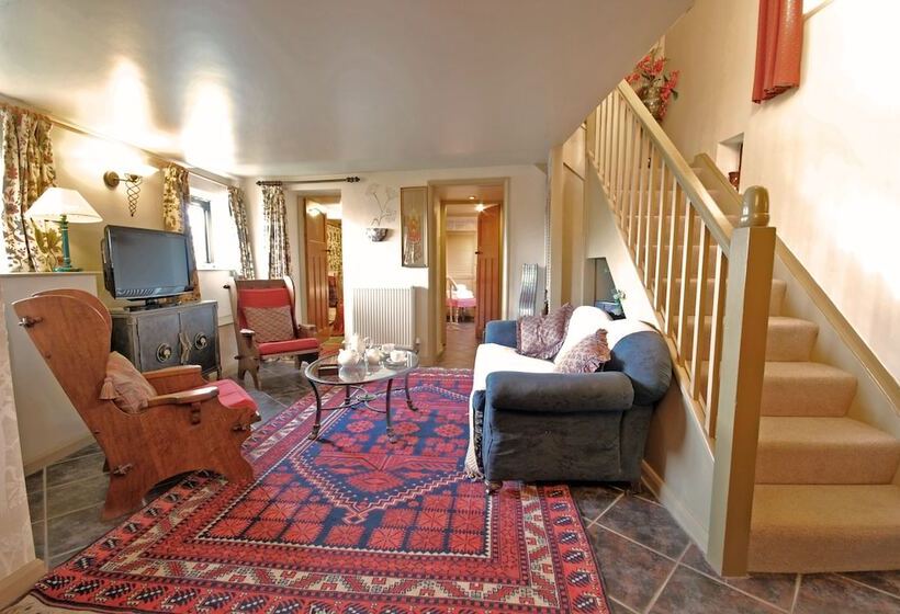 Отель Dannah Farm Country House