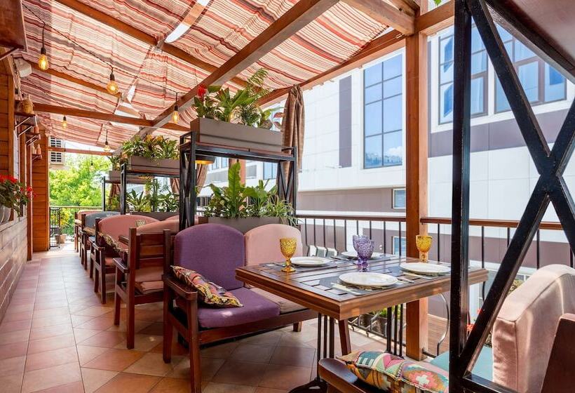 هتل Golden Tulip Krasnodar