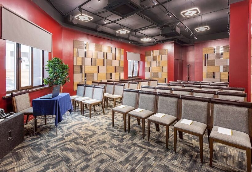 هتل Golden Tulip Krasnodar